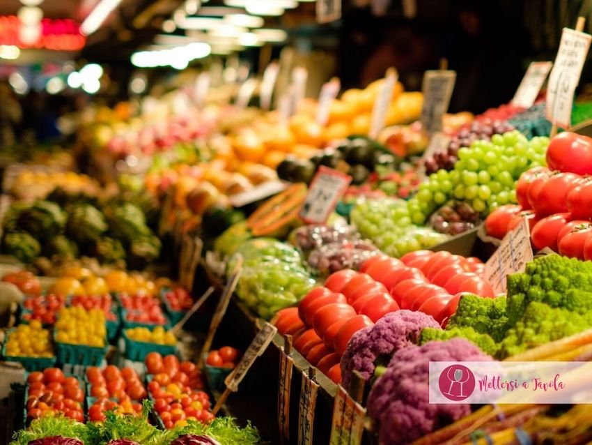 Alimenti stagionali quando e perché mangiarli 1 alimenti stagionali, prodotti di stagione al mercato